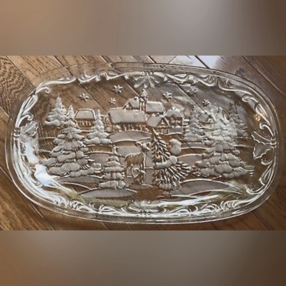 Vintage Frosted CRYSTAL 1970 MIKASA Christmas Carol 15.5" Canape Tray Never used